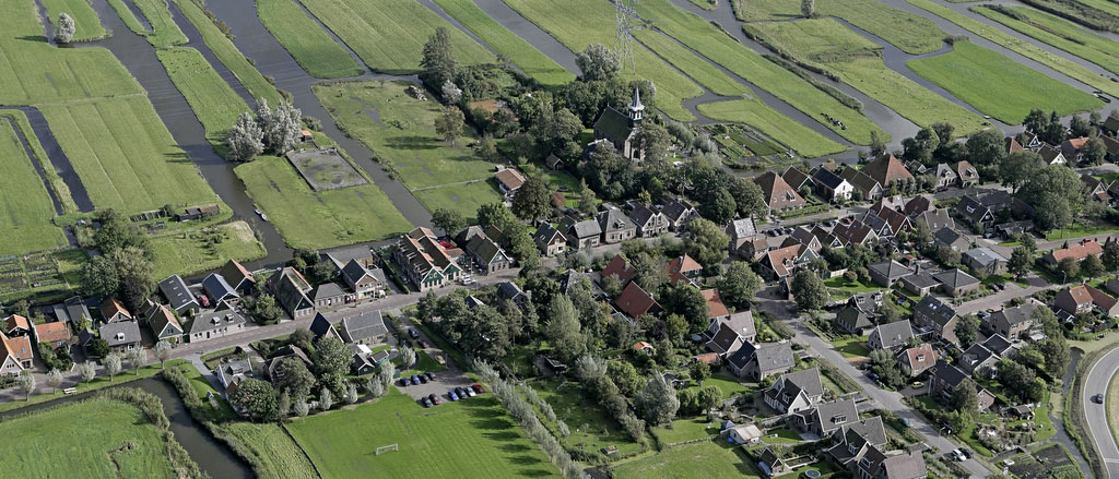 Luchtfoto Grootschermer te gemeente Alkmaar