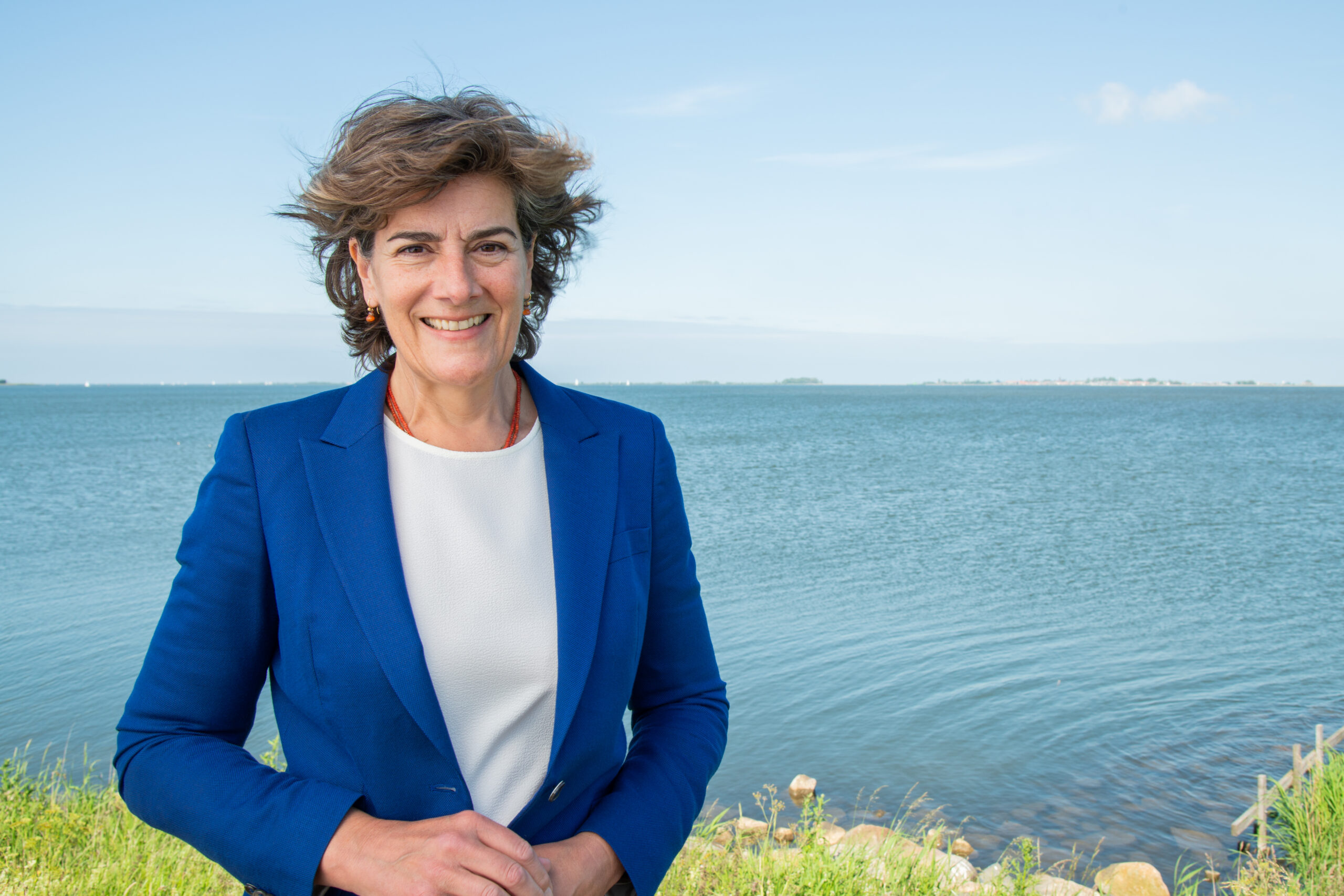 drs. Marian van der Weele